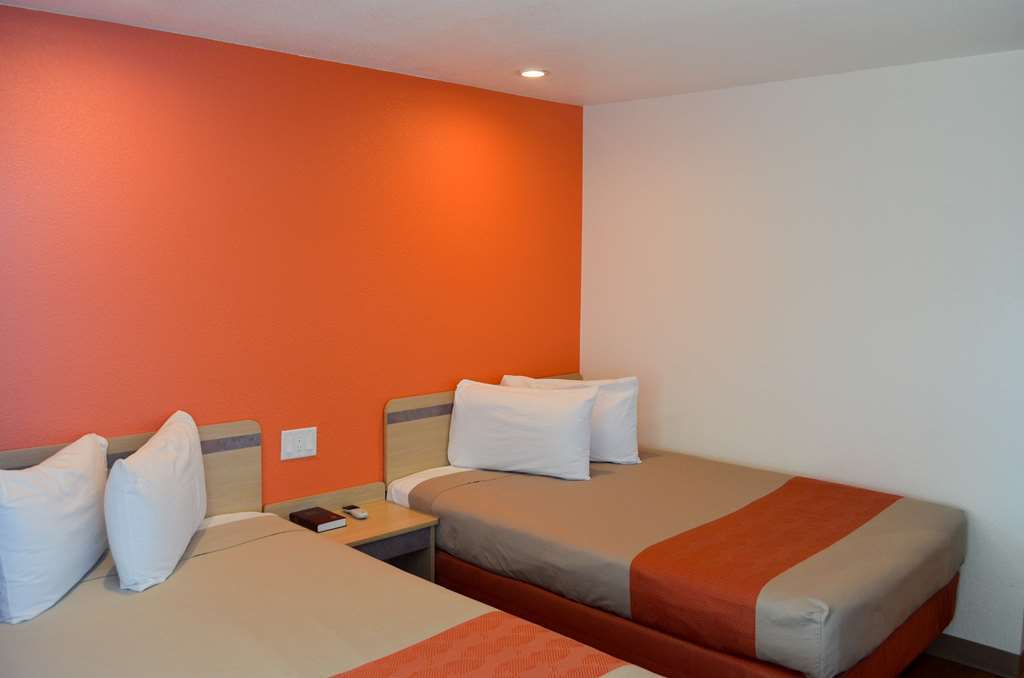 Motel 6 Lost Hills / Buttonwillow Racetrack Ruang foto